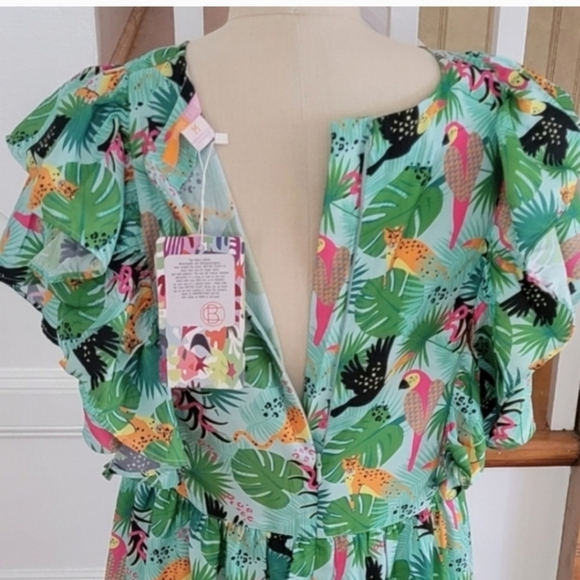 BRITON COURT Maxi Dress Green Tropical Print Multicolor Size Medium - Picture 5 of 10